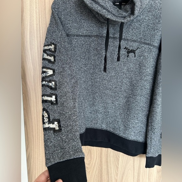 Pink Victoria’s Secret Women’s Sweater Pullover Cowl Neck Bling Sequins XS extra - Picture 3 of 7